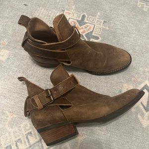 Genuine leather booties